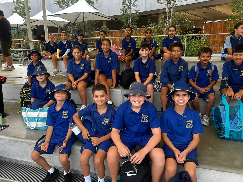 763565872230263_1444635380789972-1